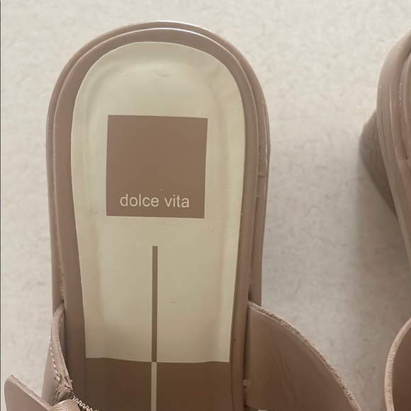 Dolce vita tan sandals - Picture 2 of 4
